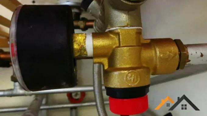 Течет вода из предохранительного клапана газового котла