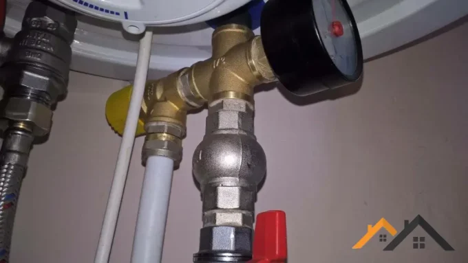 отрегулировать клапан на бойлере